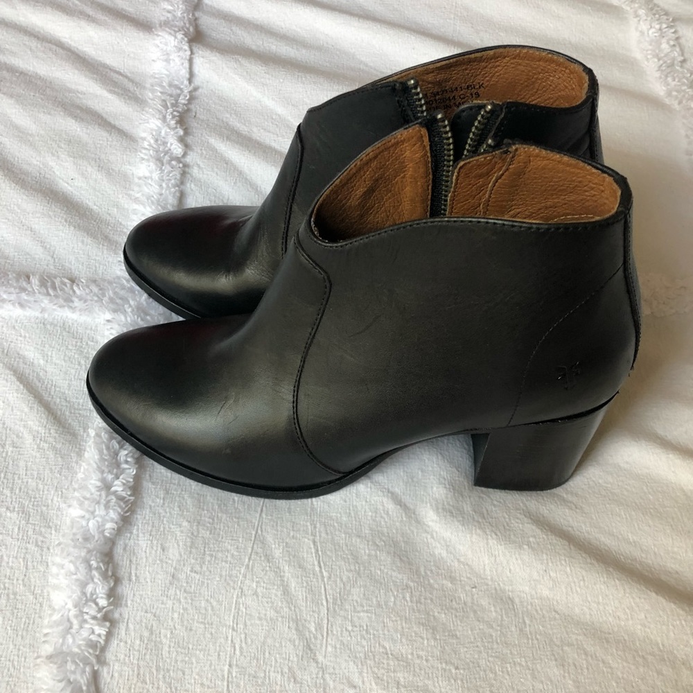 Frye heeled ankled booties
